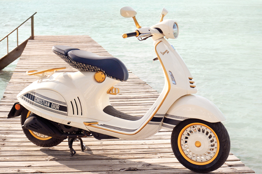 Dior X Vespa : VESPA 946 CHRISTIAN DIOR | Sugar & Cream | A Beautiful