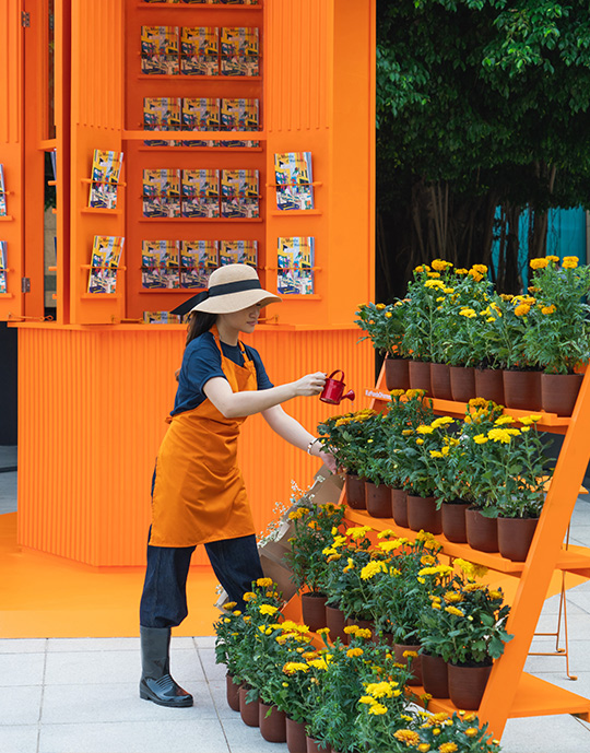 Monde D'Hermes Kiosk Pop-Up – LePlainCanvas